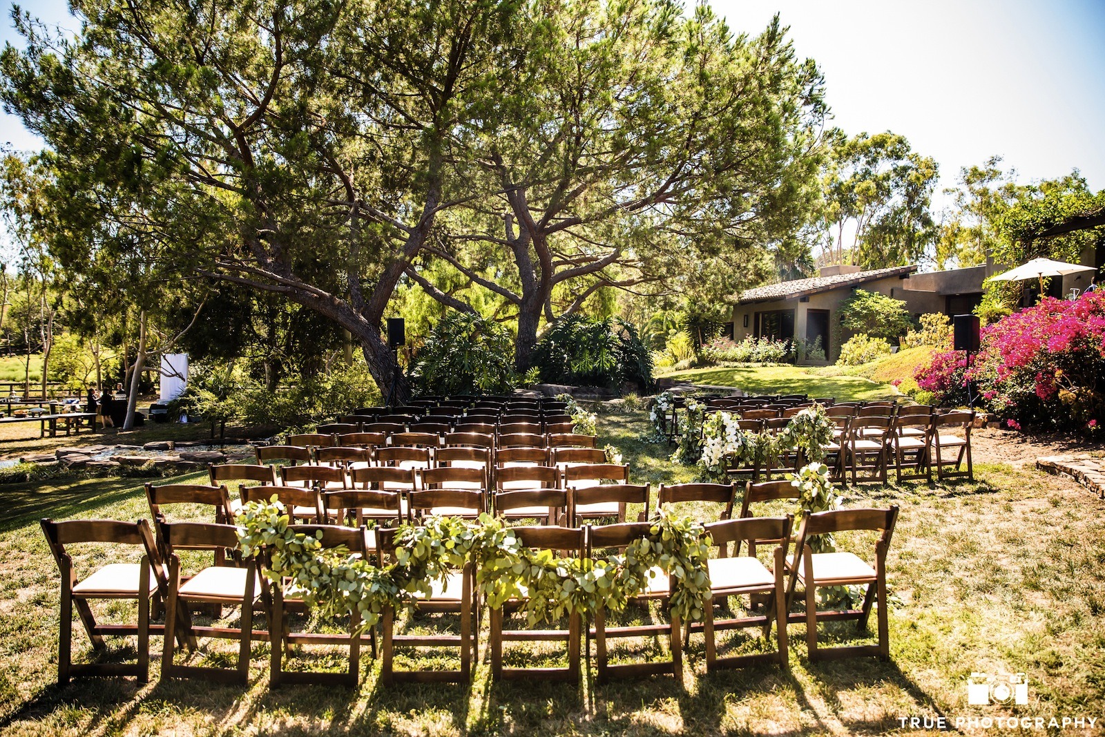 Backyard Wedding Venues: Turn Property into a Venue ...