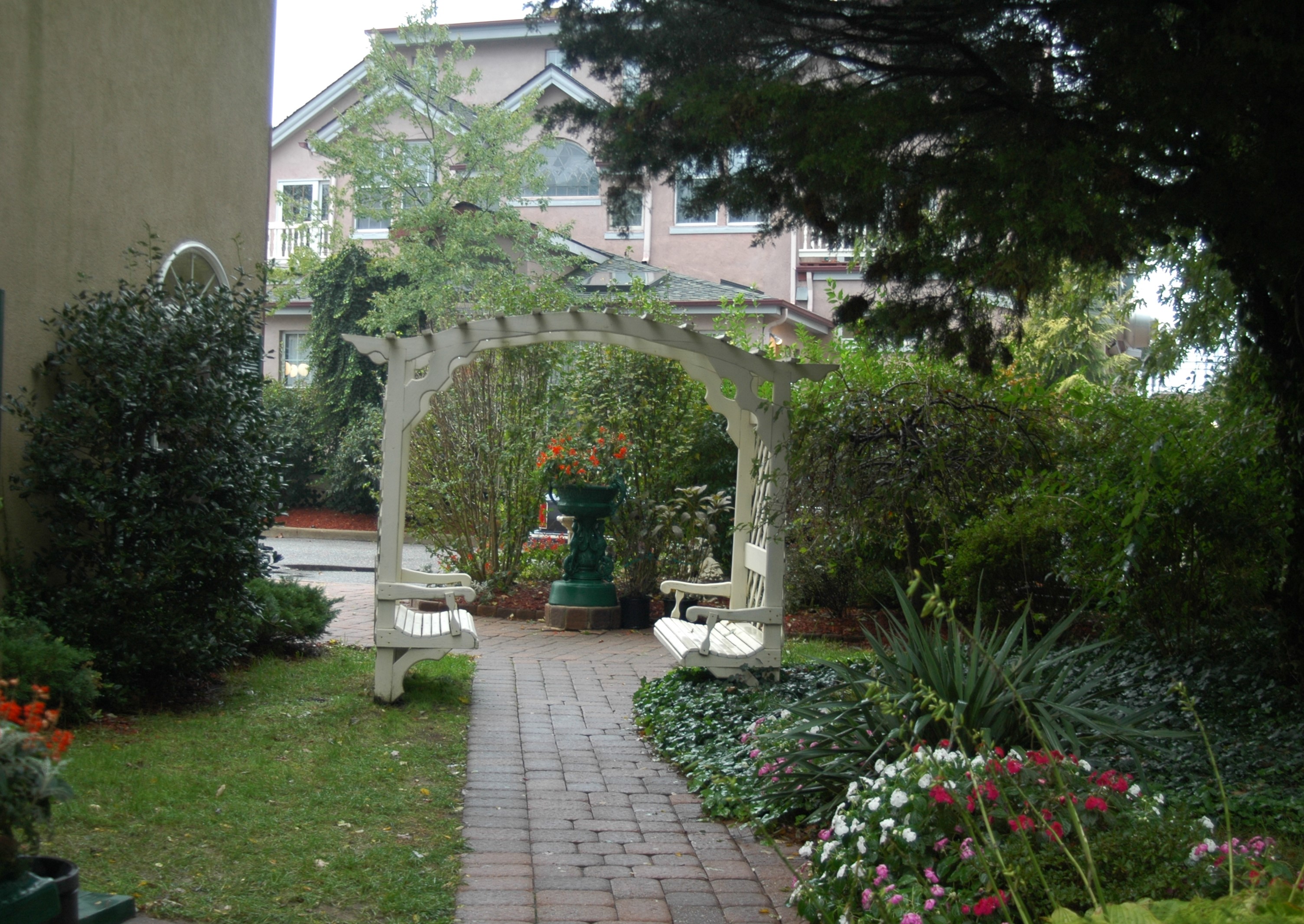 Landscaped Side Yard Outdoor Location Side Yard Outdoor Location Side Yard Landscaped Side Yard