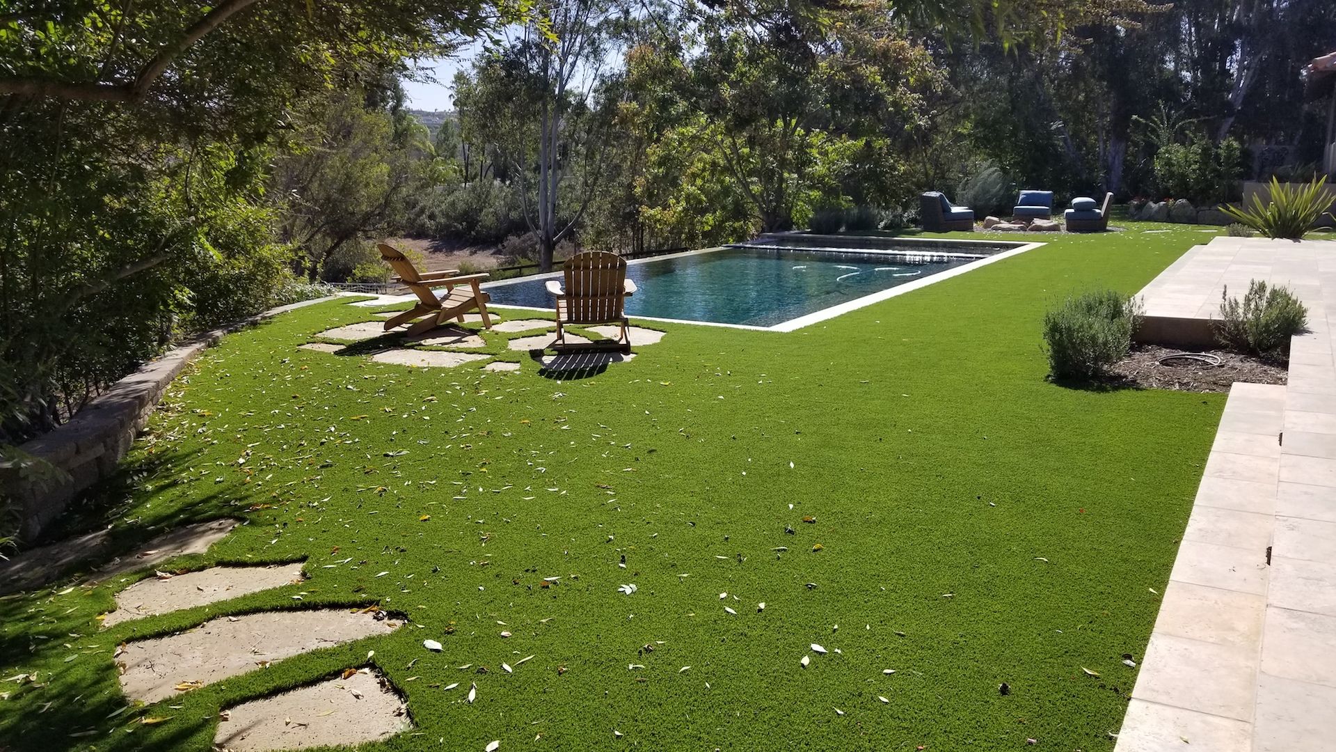 artificial grass and pool 