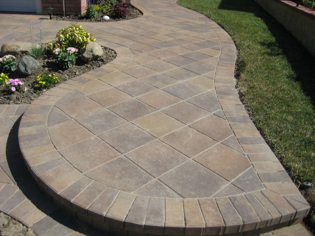 Paver Patterns and Design Ideas for Your Patio