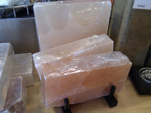 grilling tools himalayan salt blocks