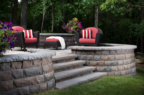 Landscaping Walls & Raised Patios Areas