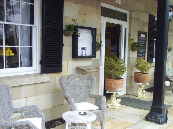 How to spruce up your front porch