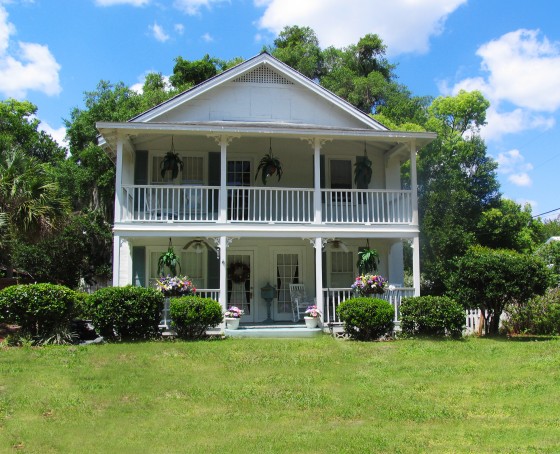 How Porches Are Making a Comeback