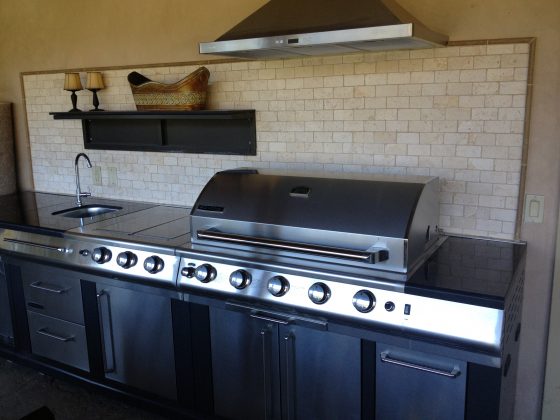 Outdoor Kitchen Design Ideas