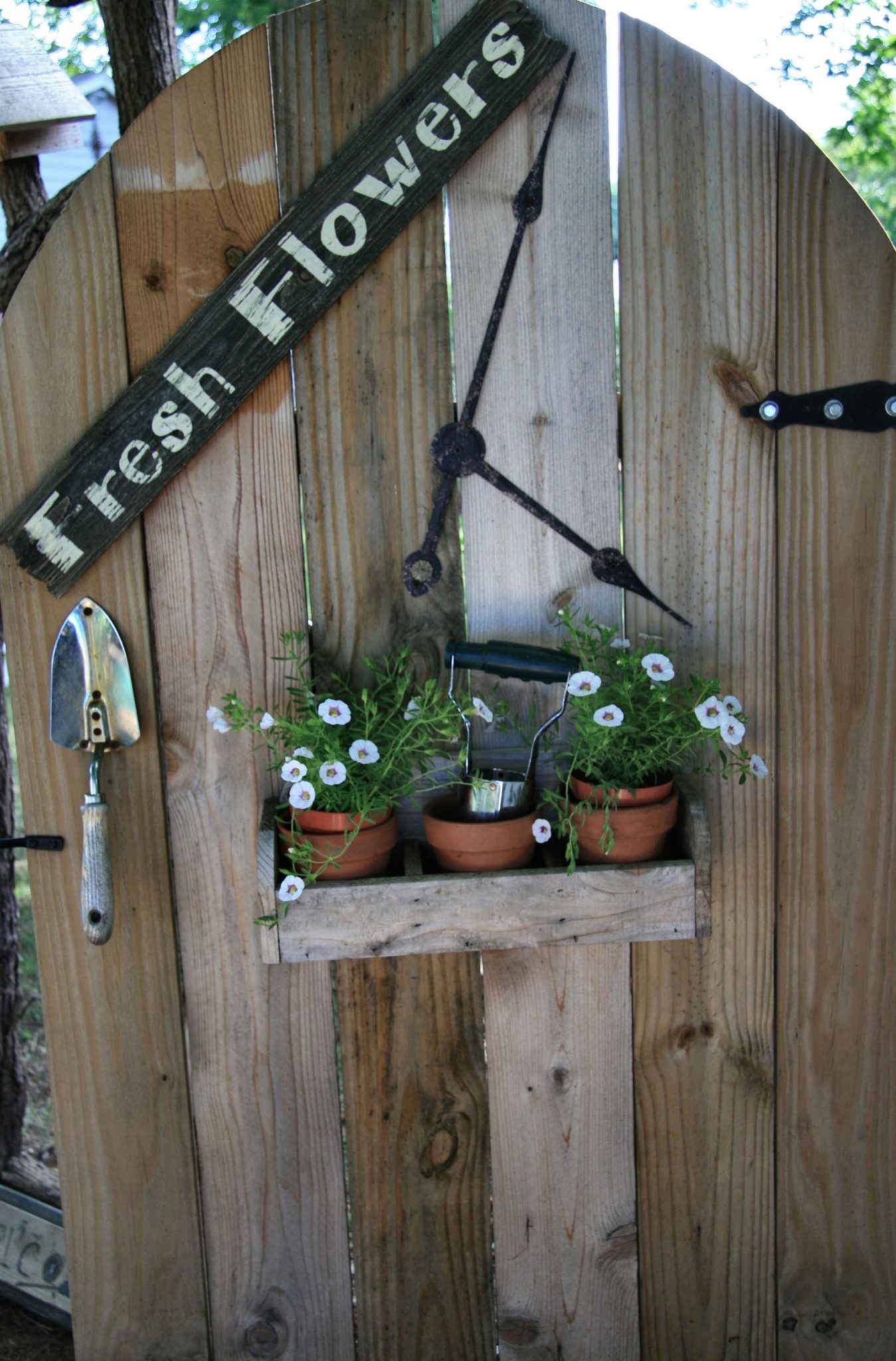 10 Tips For Making The Most Of Small Outdoor Living Es Install Small Backyard Landscaping 10 Tips For Making The Most Of Outdoor Living Es