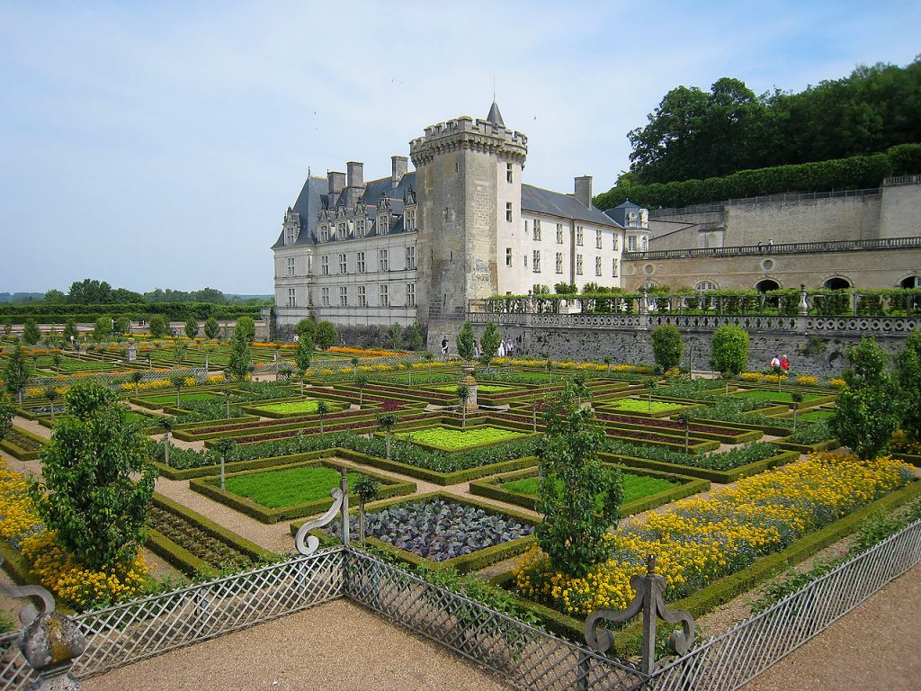 The Modern Potager: How to Design an Attractive Kitchen Garden 