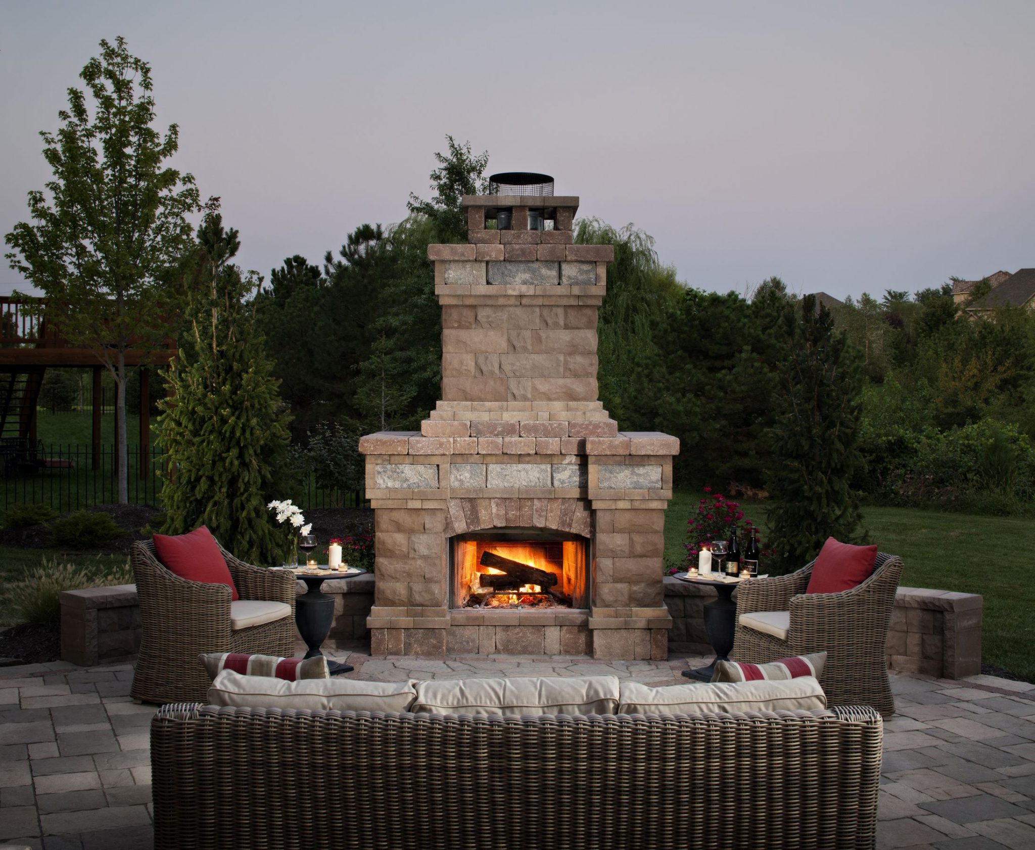 Outdoor Fireplace Living Area