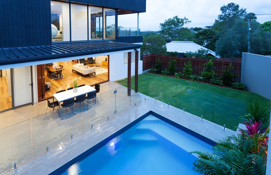 Contemporary fencing around a pool