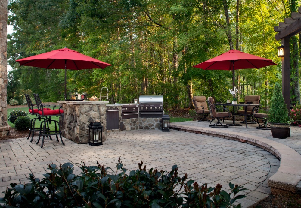 Paver outdoor kitchen island