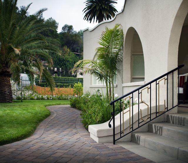 Paving Stone Walkway