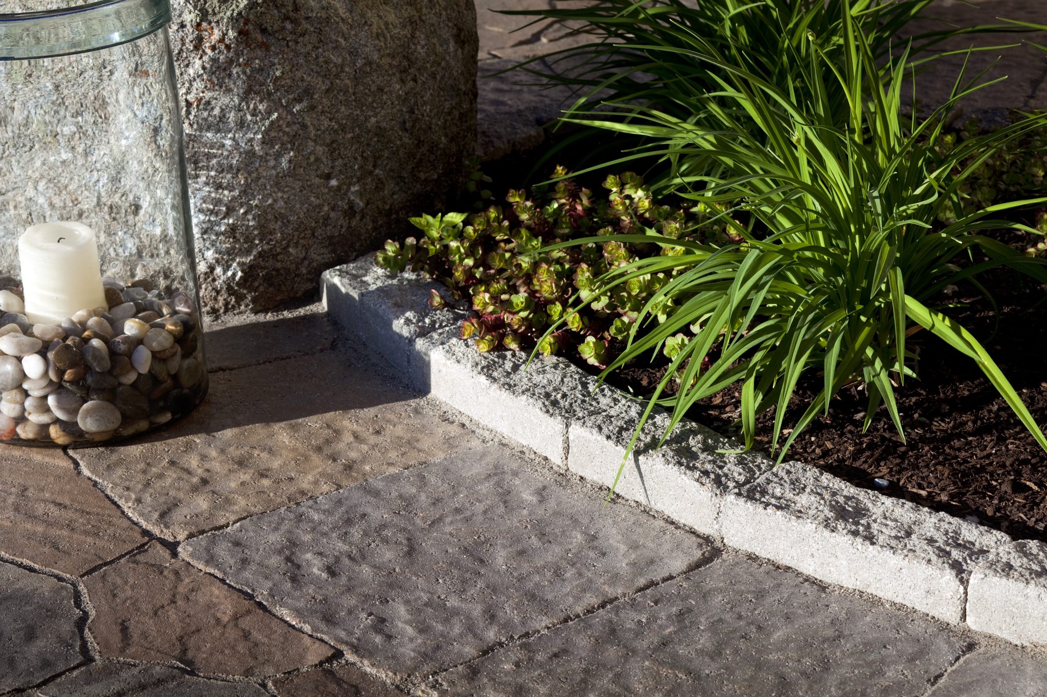 Tips for great landscape + garden edging.