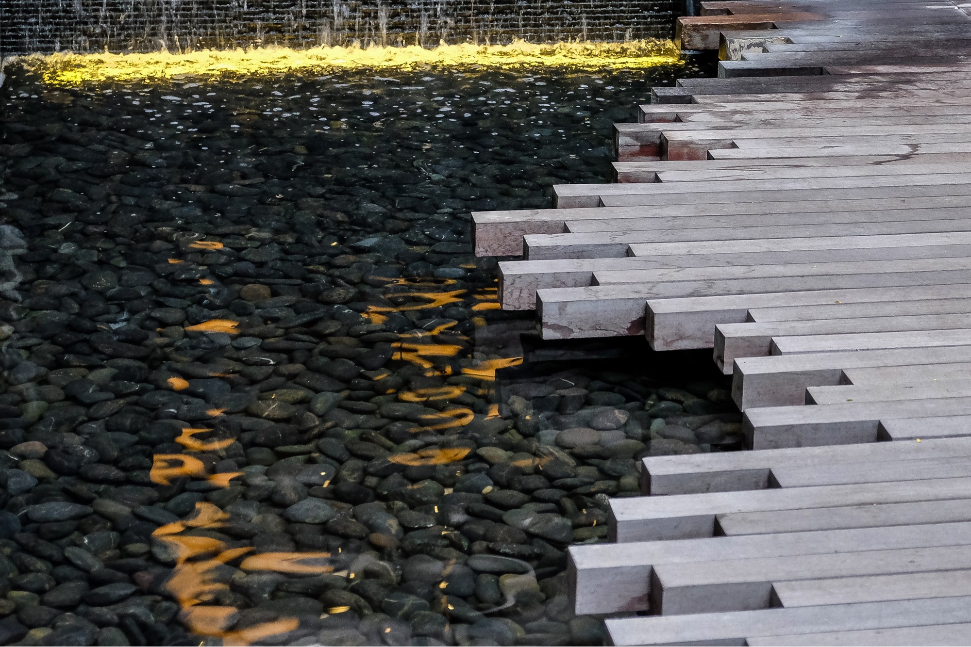 water feature lighting tips