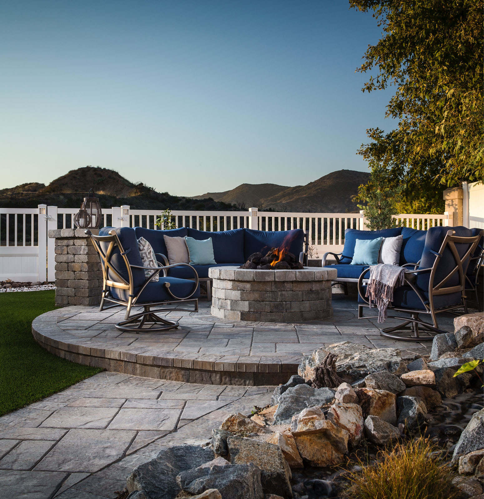 outdoor fire pit