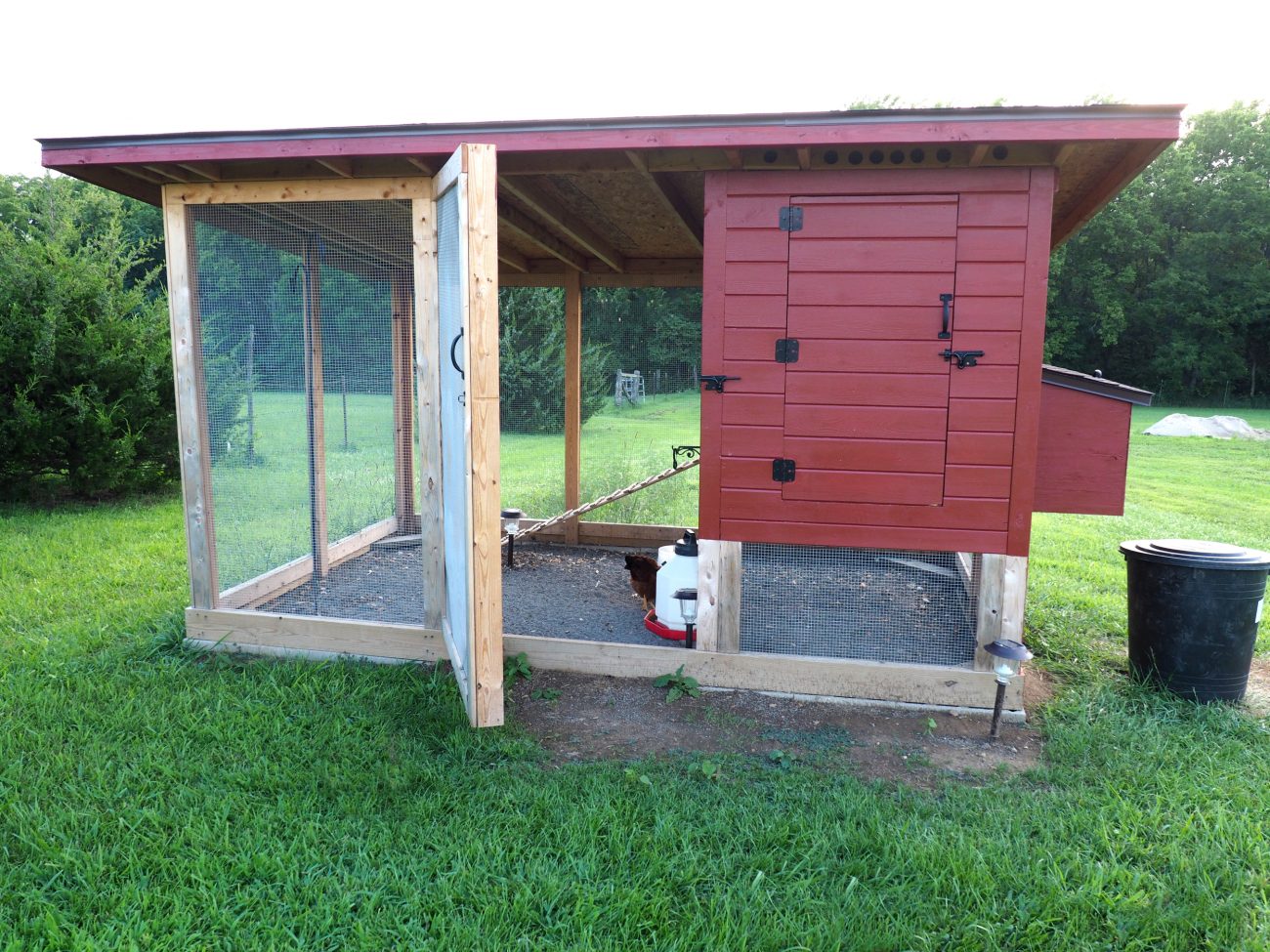 How to Build a Backyard Chicken Coop INSTALLITDIRECT