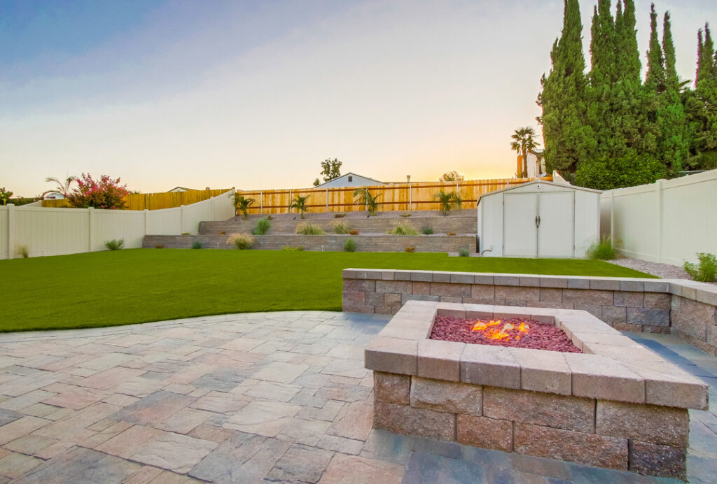 AB courtyard fire pit and freestanding wall