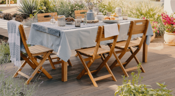 outdoor dining space