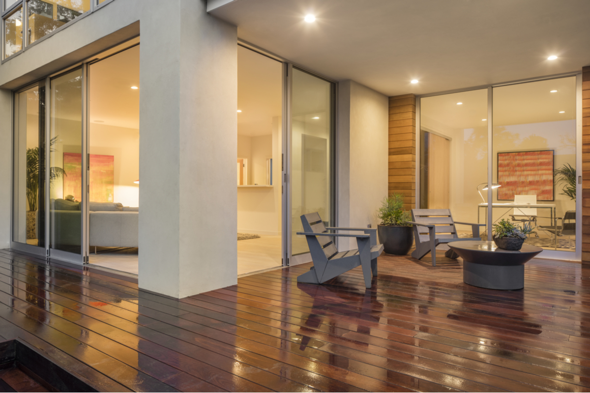 LED Light Bulbs and Fixtures