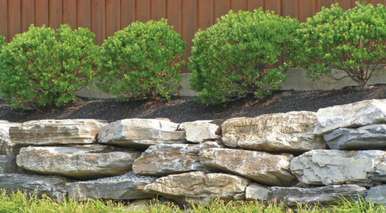 boulder retaining wall 