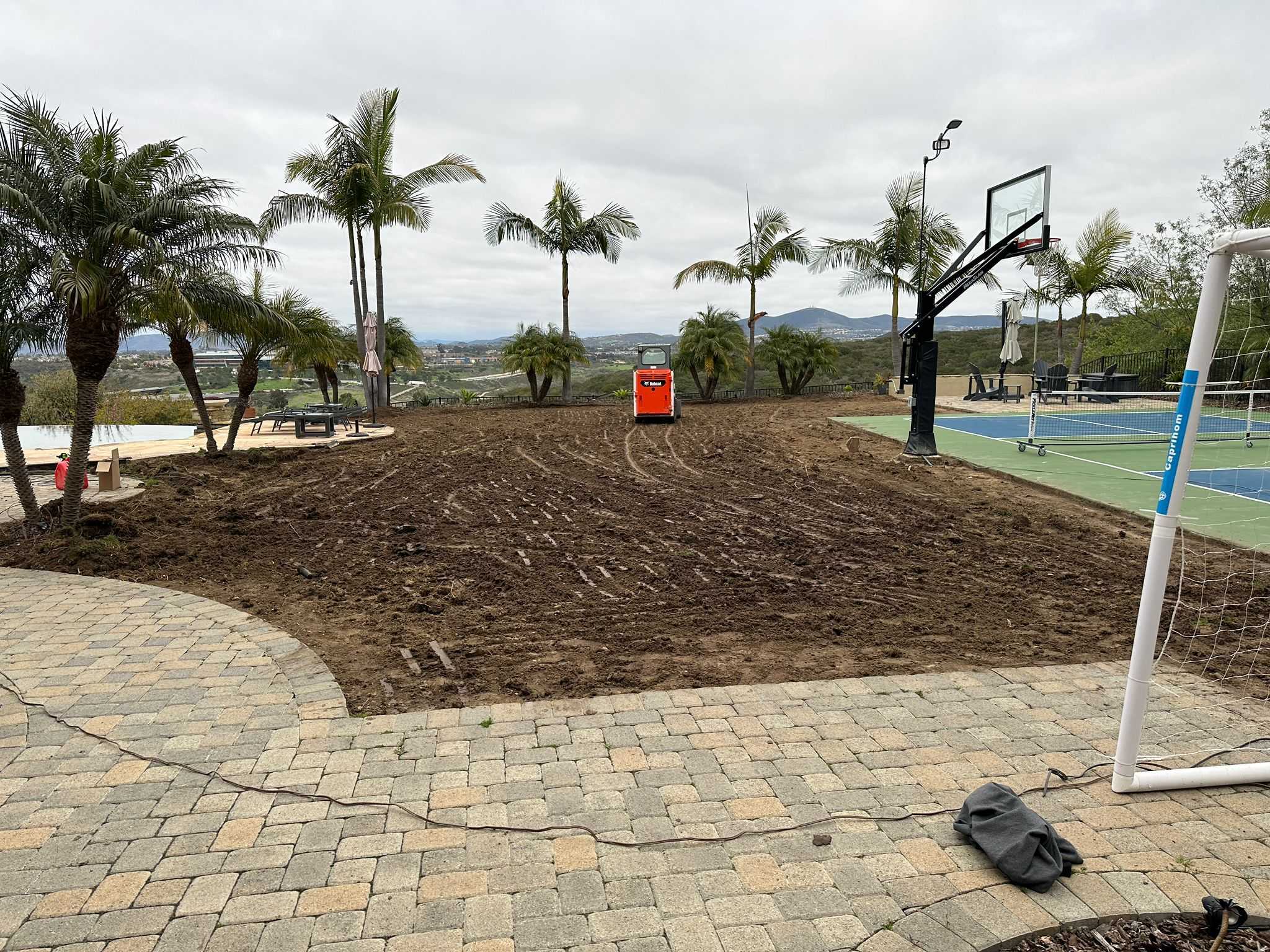 carmel-valley-backyard-artificial-turf demo