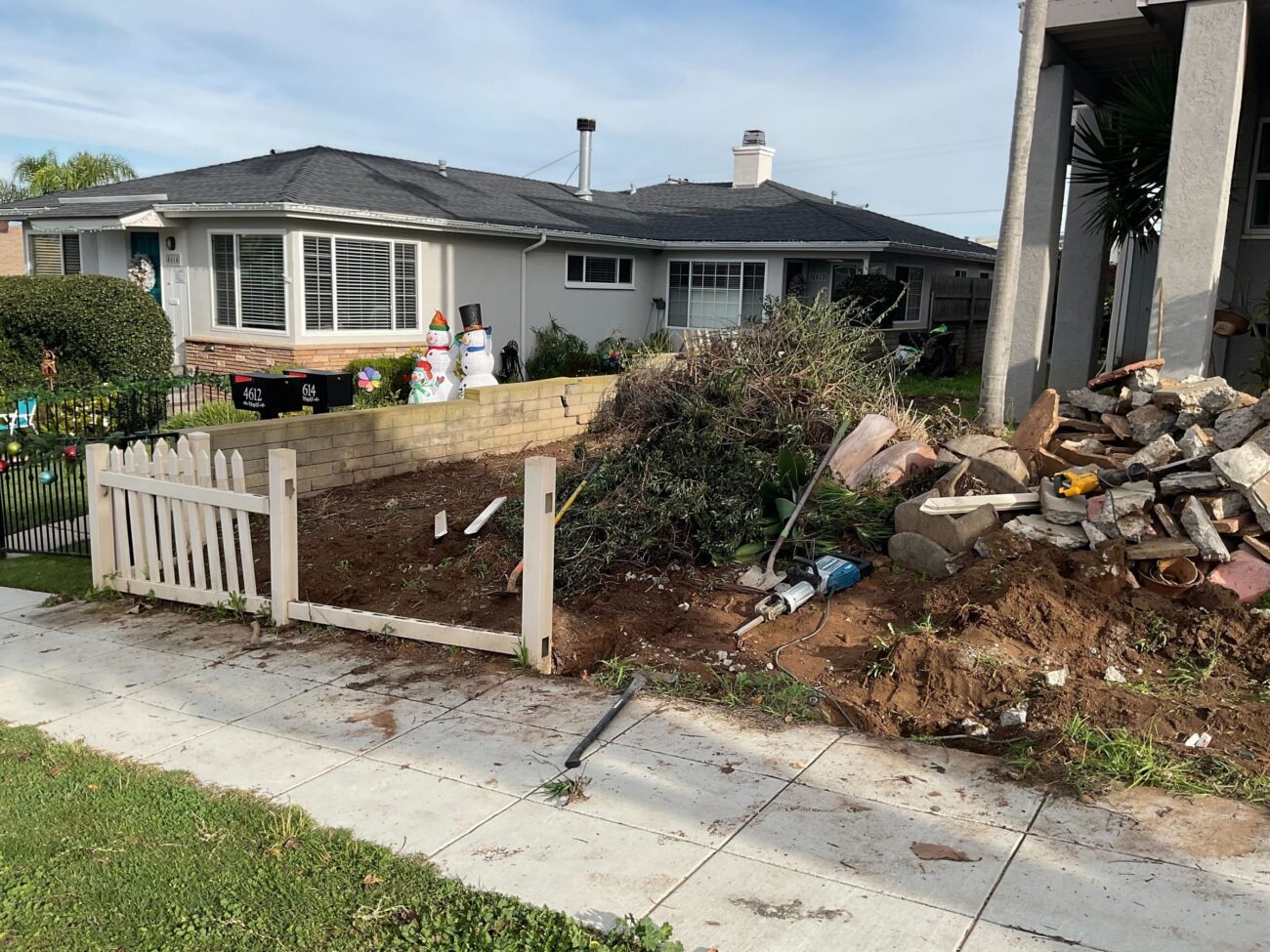 Outdoor living project in Ocean Beach (92107), San Diego. Install It Direct.